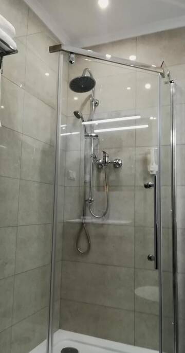 Фото номера Люкс с 1 спальней Отель Hotel San Remo г. Згеж 9