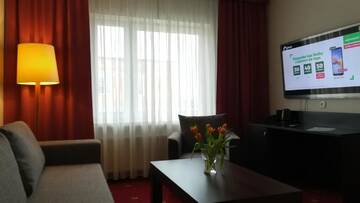 Фото номера Люкс с 1 спальней Отель Hotel San Remo г. Згеж 8